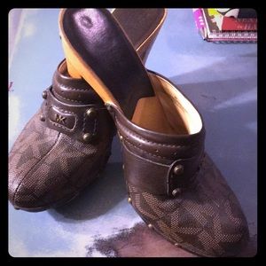 Michael Kors Wooden Block heels Sz 8